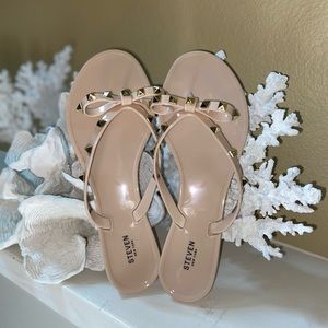 Steve Madden Deena Sandals in color Blush size 8